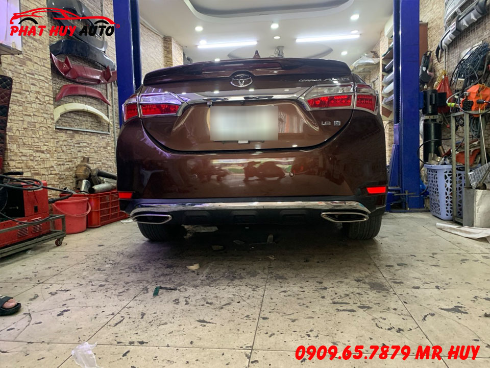 Altis độ lip pô kiểu Mercedes