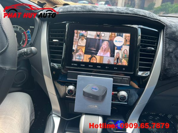 Android Box theo xe Pajero Sport