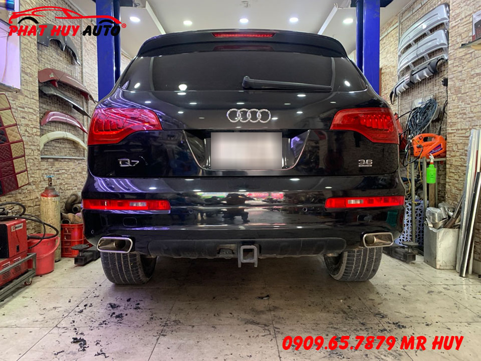 Audi Q7 Độ Pô Chính Hãng