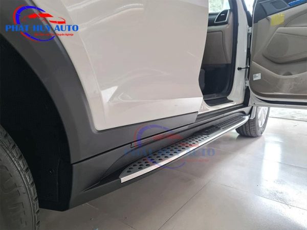 Bậc Lên Xuống Hyundai Tucson 2021