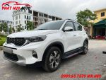 Bậc lên xuống Kia Sonet 2022