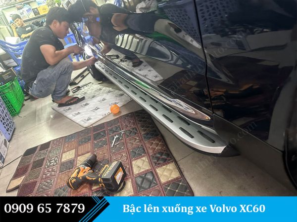 Bậc lên xuống xe Volvo XC60