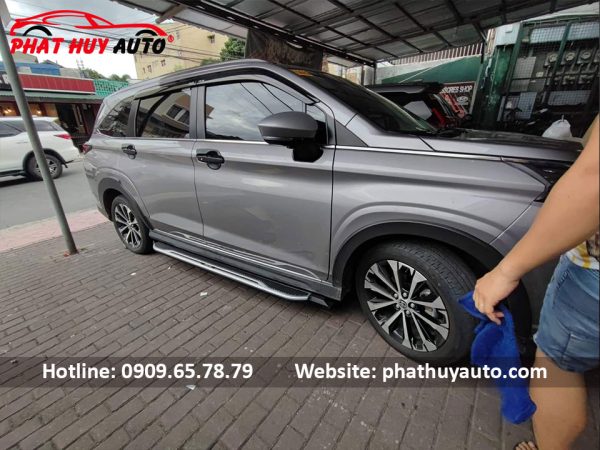 Bệ bậc lên xuống Avanza 2022