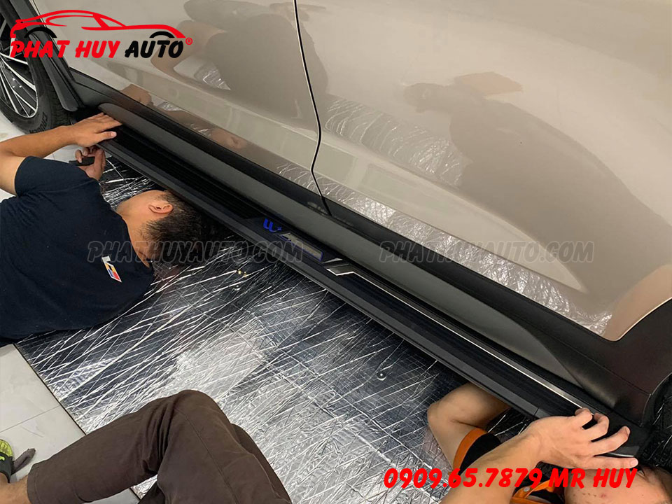 Bệ Bậc Lên Xuống Tucson 2019
