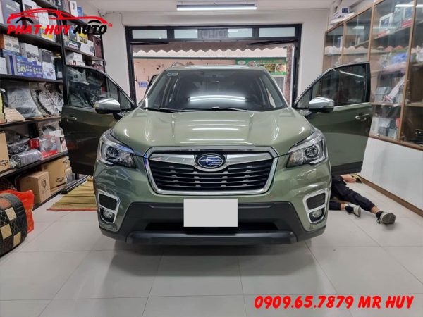 Bệ bậc lên xuống xe Forester