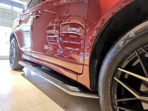 Bệ bước chân cho Audi Q8