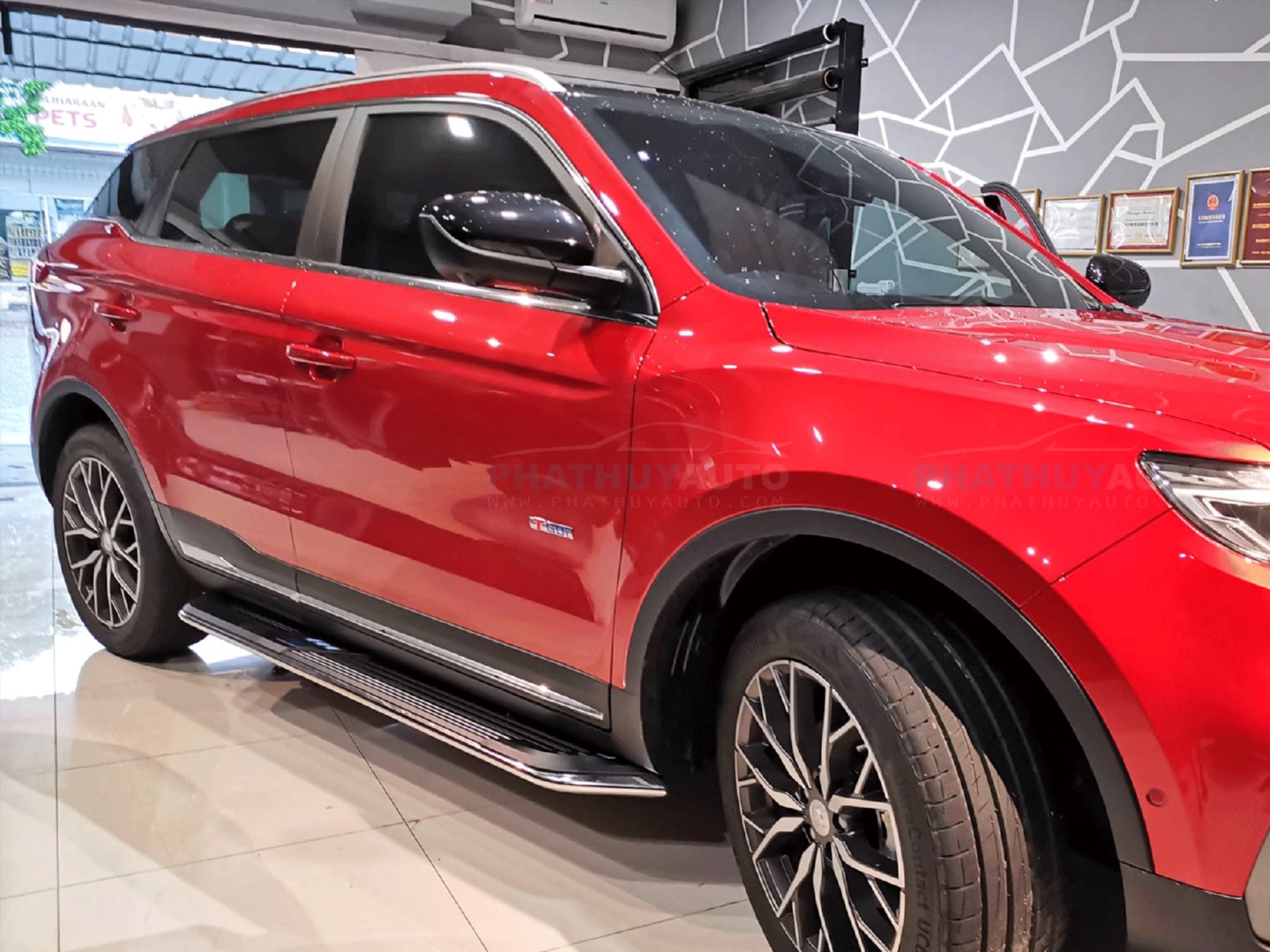 Bệ bước chân cho Audi Q8