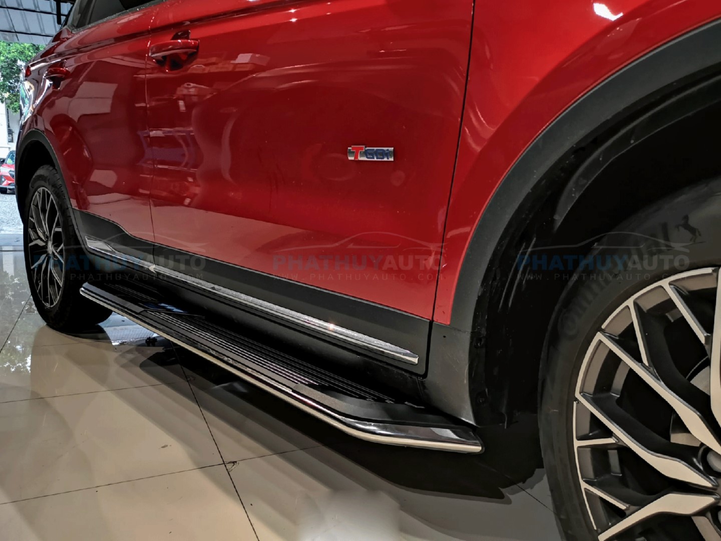 Bệ bước chân cho Audi Q8