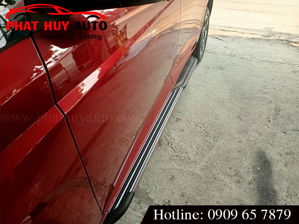 Bệ bước chân Hyundai Stargazer 2023