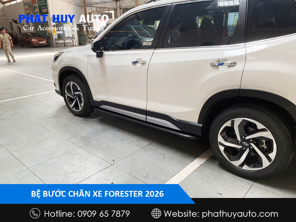 Bệ bước chân Subaru Forester 2026