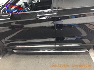 Bệ bước chân xe Ford Explorer
