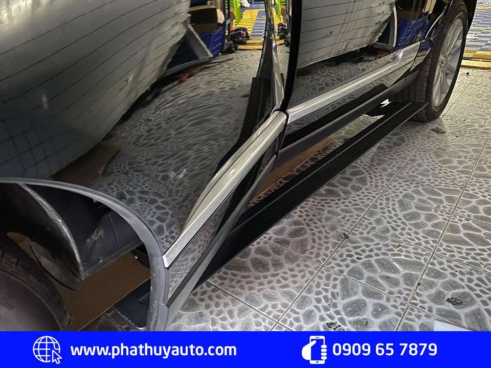 Bệ bước điện Range Rover Vogue 2014