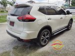 Bệ bước lên xuống Nissan Xtrail