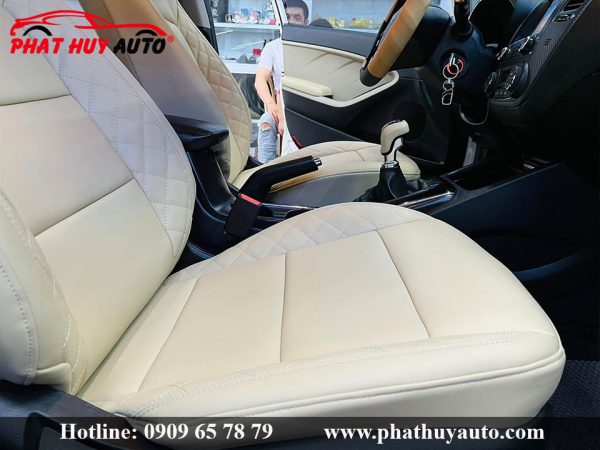 Bọc ghế da Kia Cerato 2016