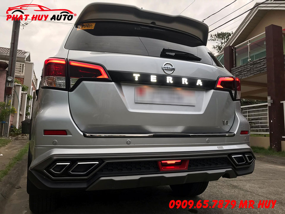Body kit ô tô Nissan Terra