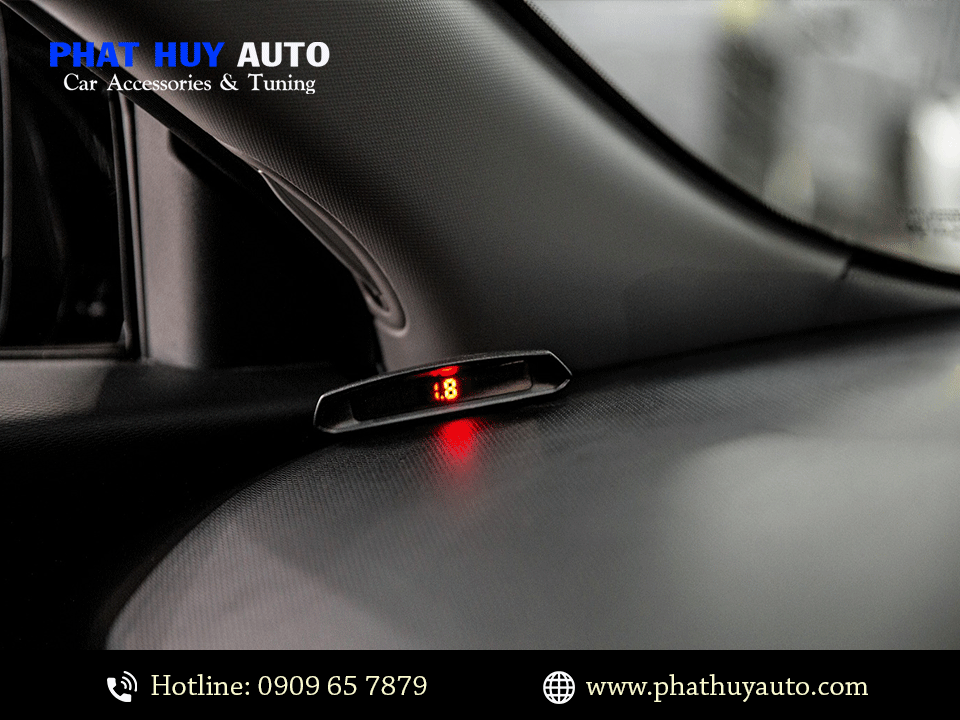 Cảm biến lùi Steelmate Limo Green