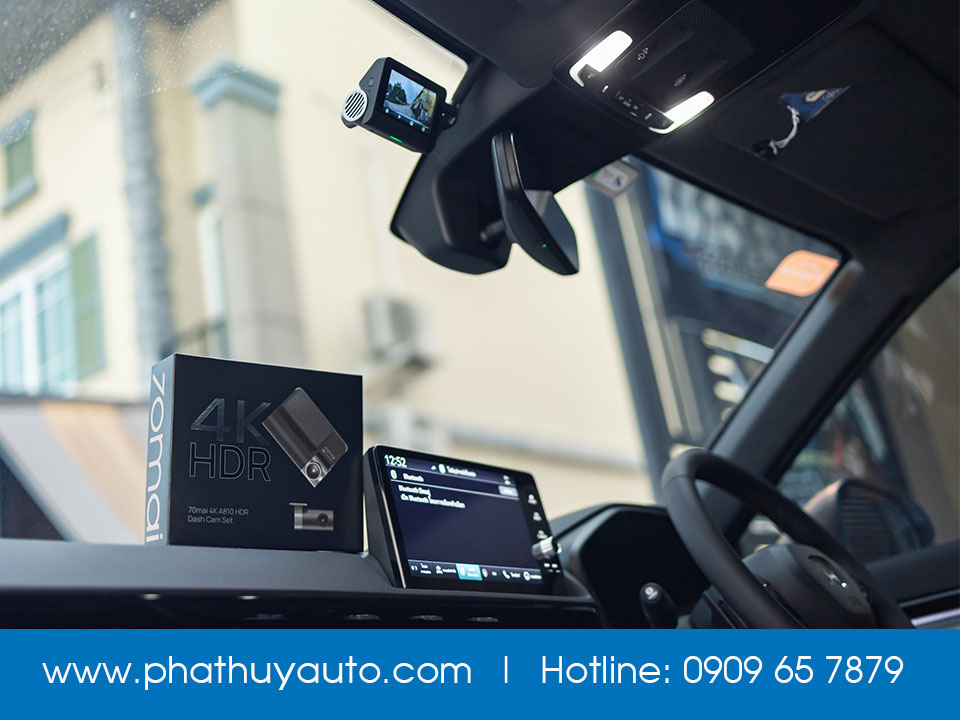 Camera hành trình 70mai CRV 2024