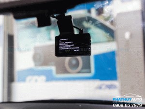 Camera hành trình Ford Explorer