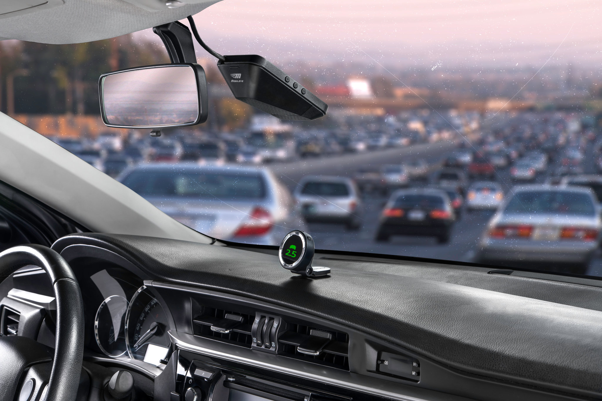 Cảnh báo va chạm Mercedes GLB