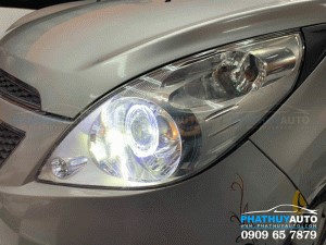 Chevrolet Spark độ đèn bi xenon và vòng Angel Eyes