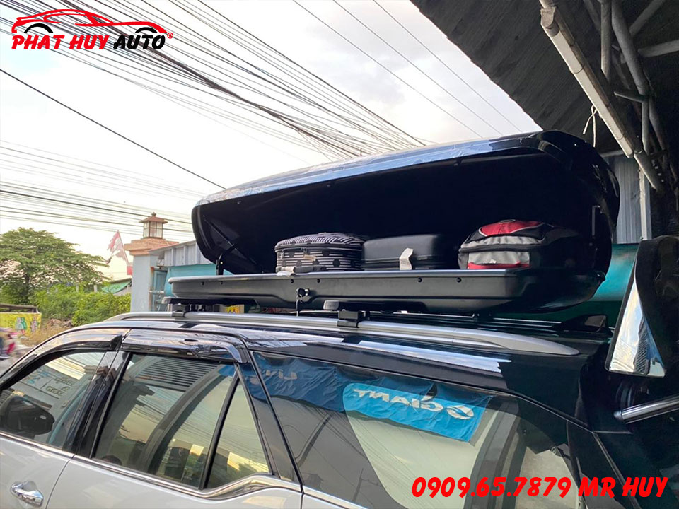 Cốp nóc ô tô Toyota Fortuner