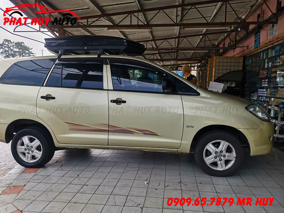 Cốp nóc ô tô Toyota Innova