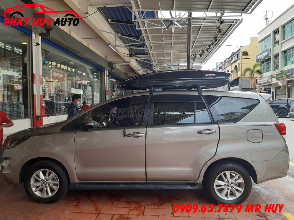 Cốp nóc ô tô Toyota Innova