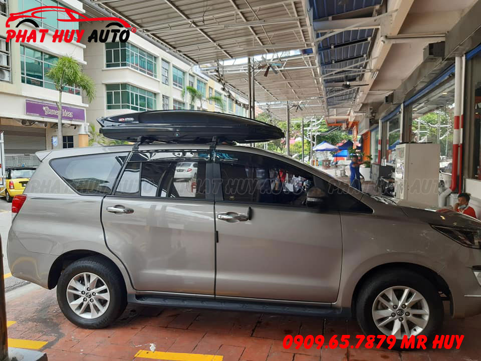 Cốp nóc ô tô Toyota Innova