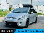 Cốp nóc phi thuyền Mitsubishi Grandis