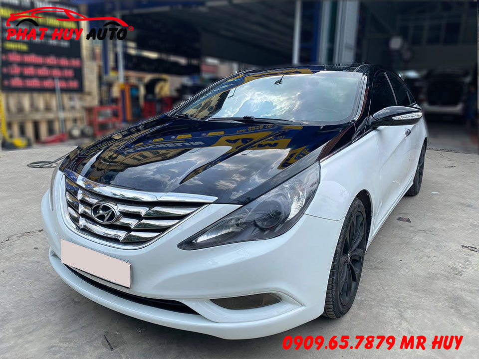 Dán decal nóc đen Hyundai Sonata