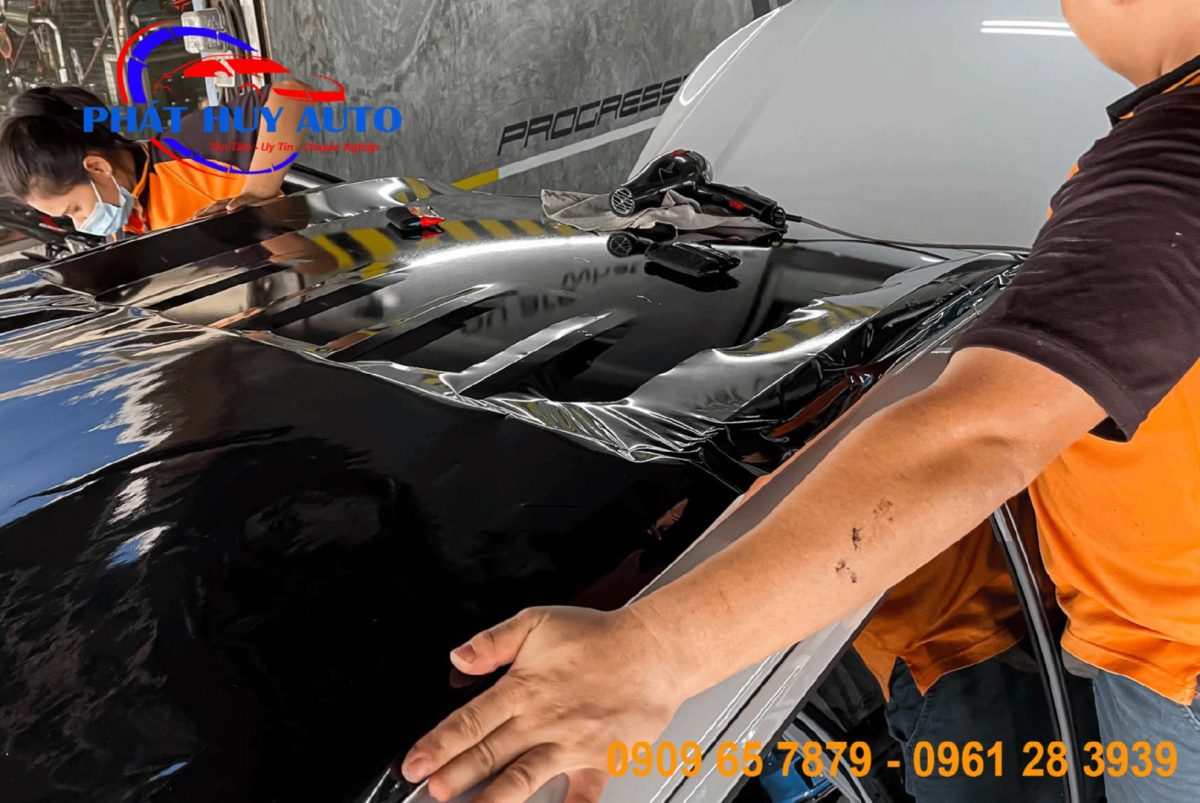 Dán decal nóc đen Pajero Sport
