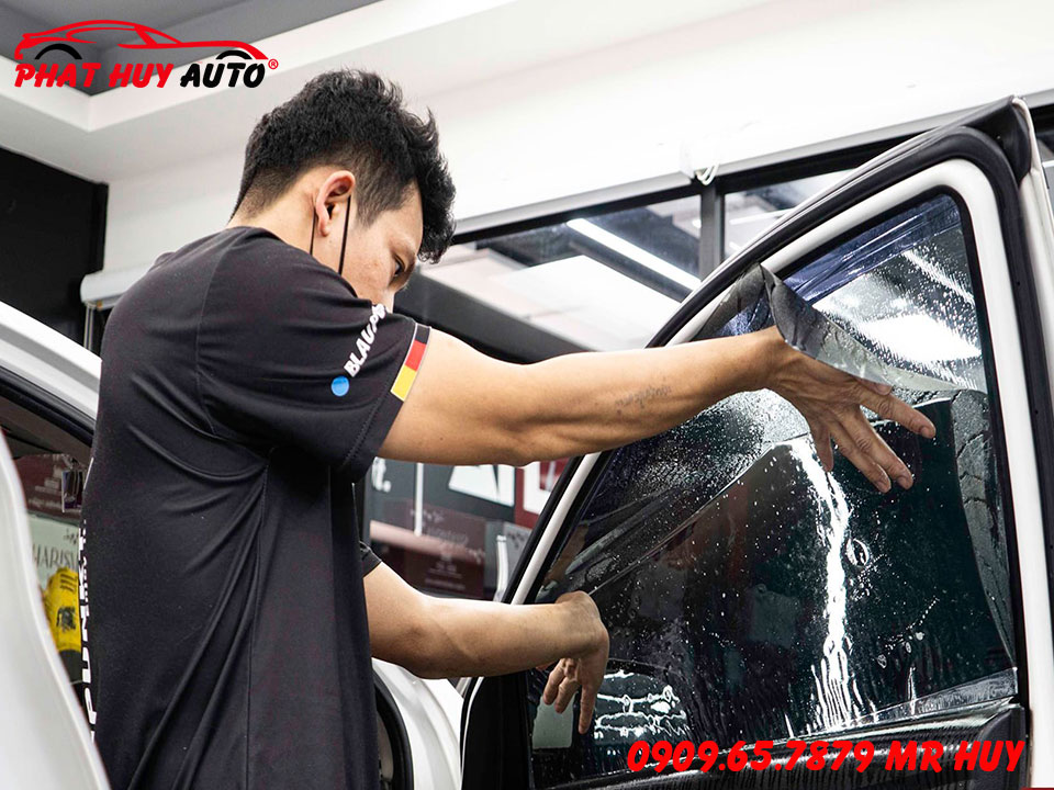 Dán kính cách nhiệt Mazda 2