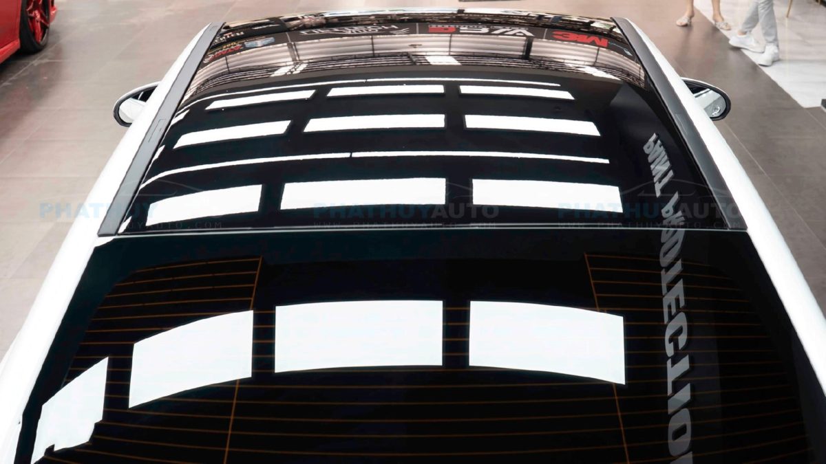 Dán nóc đen Mercedes A200 2021