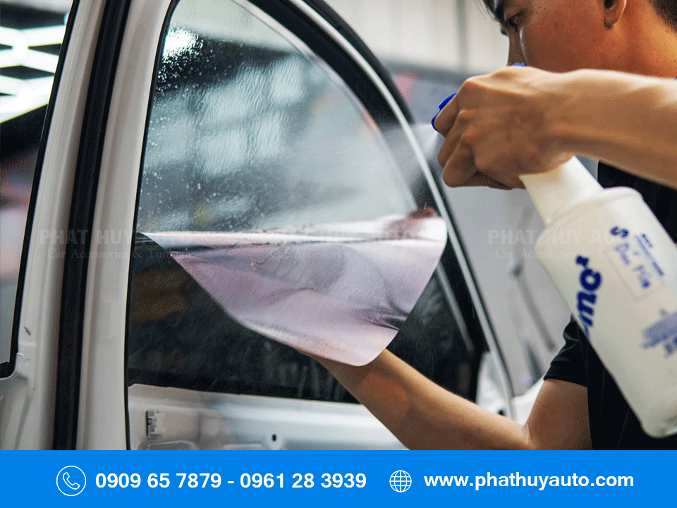 Dán phim cách nhiệt cho VF2