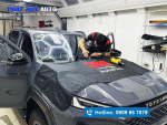 Dán phim cách nhiệt Hilux 2026
