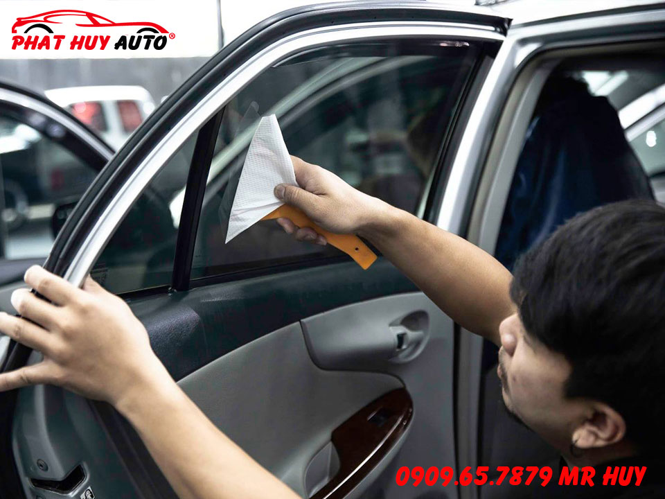Dán phim cách nhiệt Kia K5