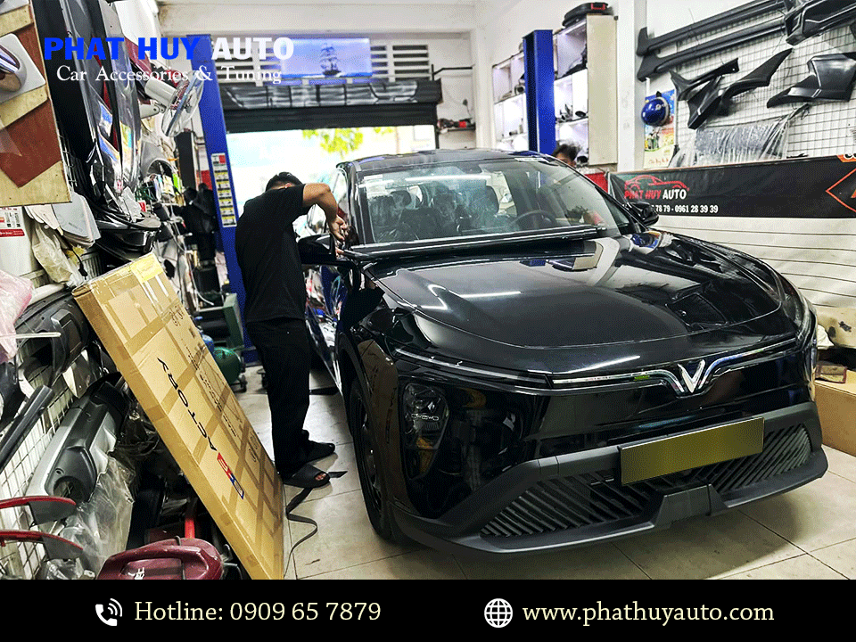 Dán phim cách nhiệt MPV 7
