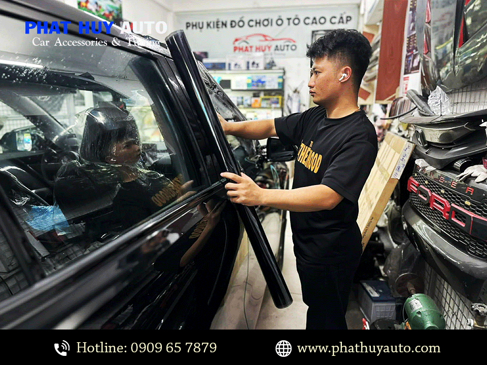 Dán phim cách nhiệt MPV 7