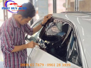 Dán phim cách nhiệt xe Cadillac