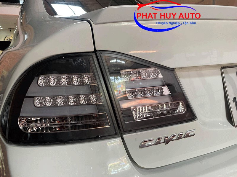 Đèn hậu độ cho CIVIC 2008