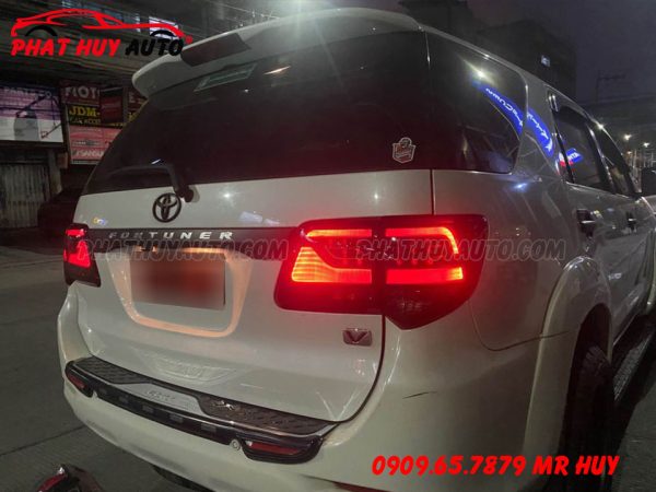 Đèn hậu độ cho Fortuner 2012-2015