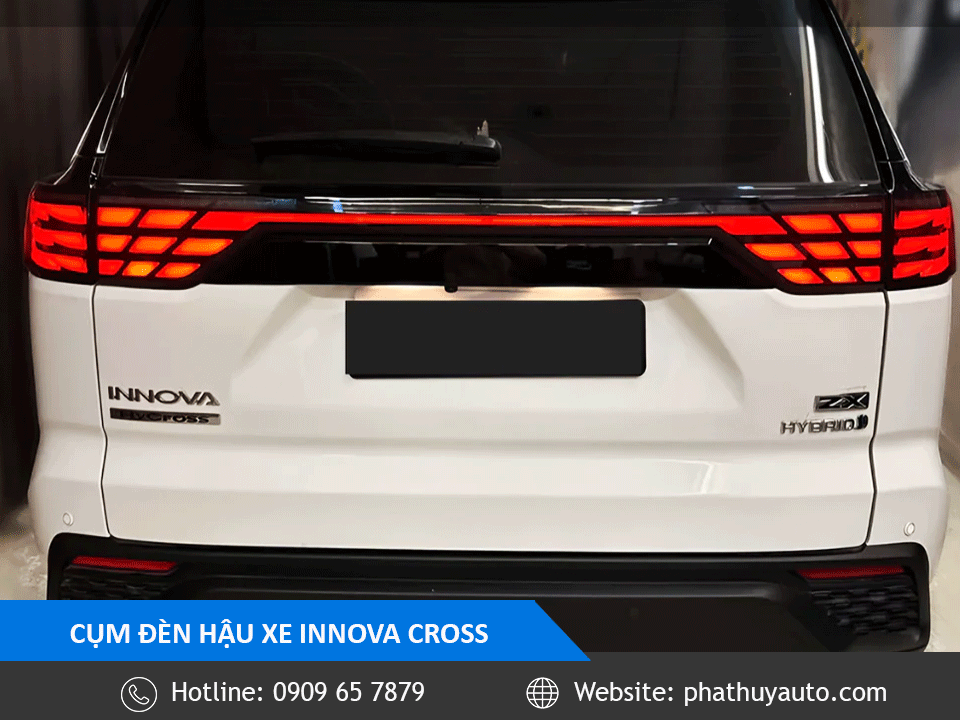 Đèn hậu nguyên cụm Innova Cross