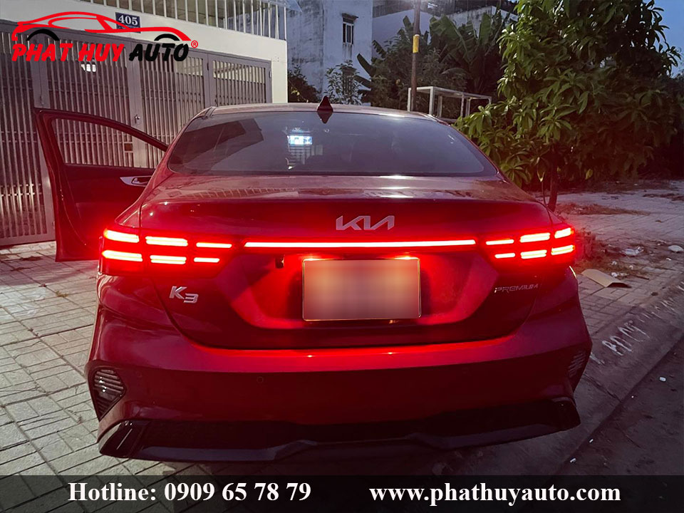 Đèn led cốp sau Kia K3