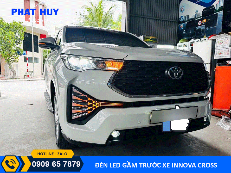 Đèn led gầm Innova Cross