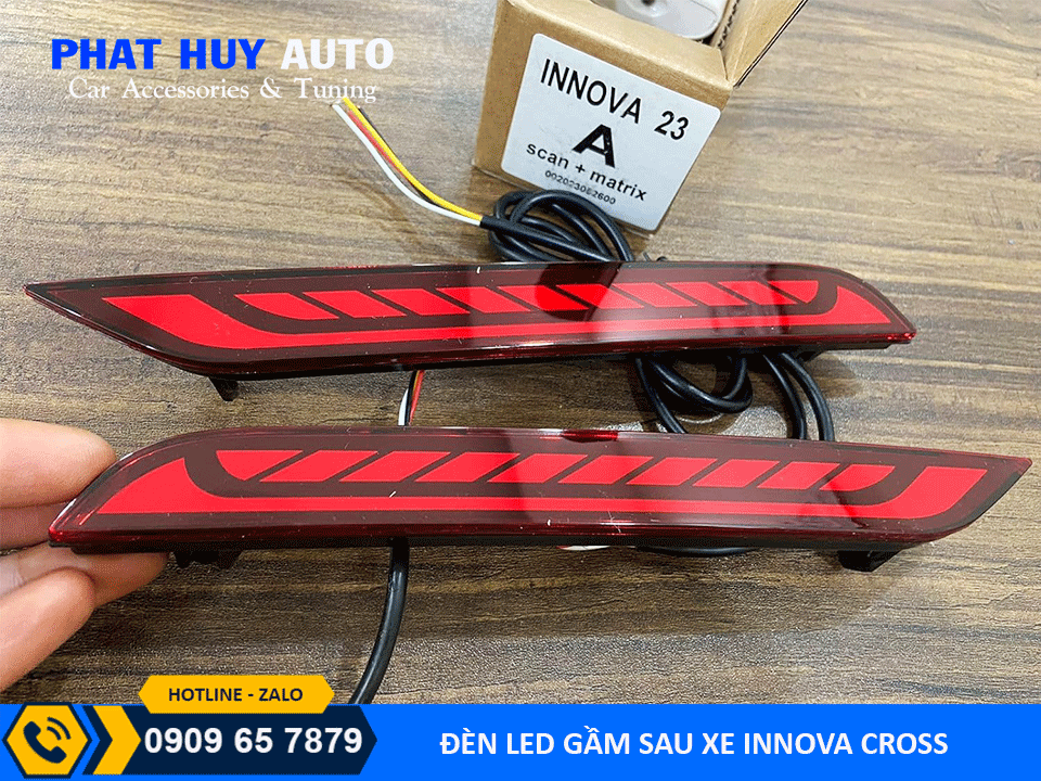 Đèn led gầm Innova Cross