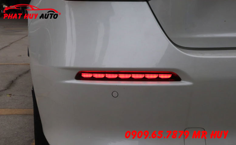 Đèn Led gầm sau Civic 2022