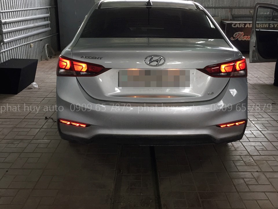 Đèn Led gầm sau Hyundai Accent