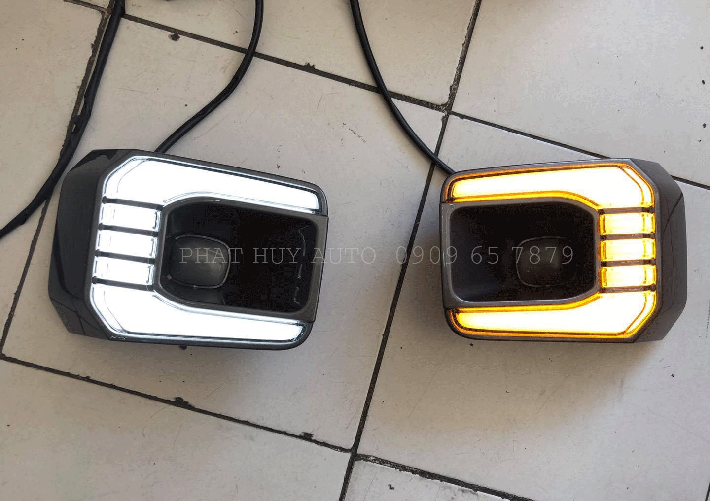 Đèn Led Gầm Toyota Hilux 2021