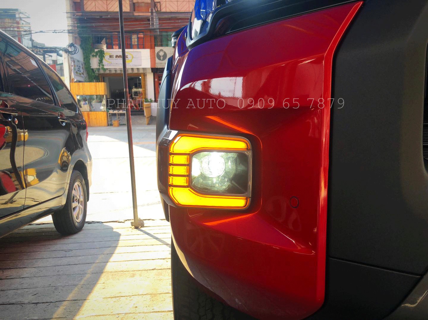 Đèn Led Gầm Toyota Hilux 2021