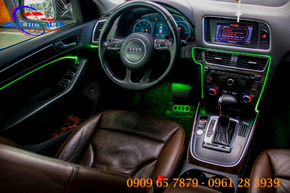 Đèn led nội thất Audi Q5